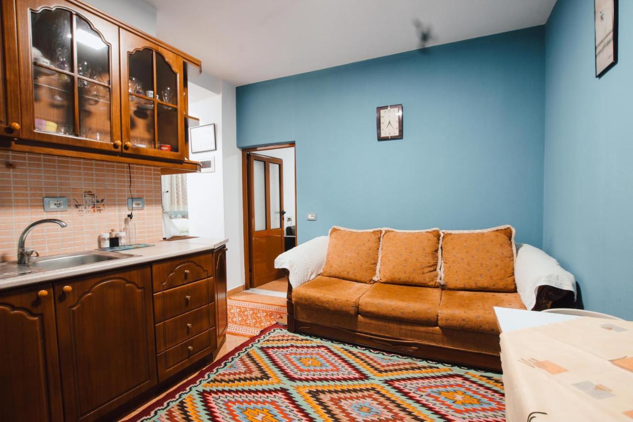 Bb Traditional Apartment Gjirokastër Exterior foto